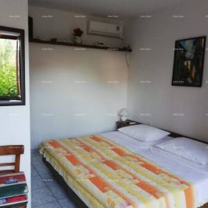 Premantura – 3 apartmana s dvorištem  blizu mora!Garaža!