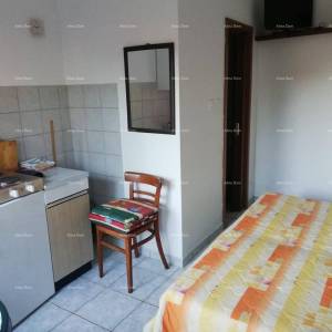 Premantura – 3 apartmana s dvorištem  blizu mora!Garaža!