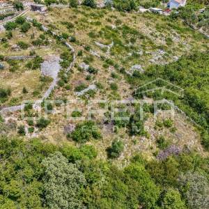 PRILIKA – Građevinsko zemljište s otvorenim pogledom na more u Rapcu, više od 2.
