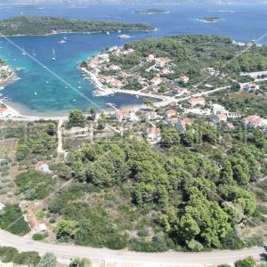 Prilika za Investiciju: 1000 m² građevinskog zemljišta nedaleko od mora u Lumbar