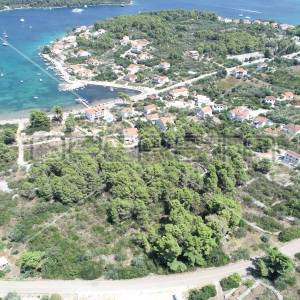 Prilika za Investiciju: 1000 m² građevinskog zemljišta nedaleko od mora u Lumbar