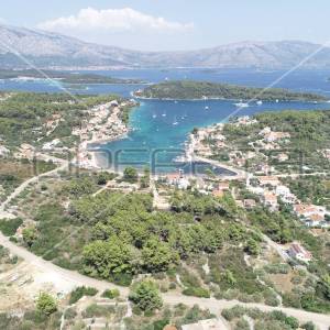 Prilika za Investiciju: 1000 m² građevinskog zemljišta nedaleko od mora u Lumbar