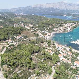 Prilika za Investiciju: 1000 m² građevinskog zemljišta nedaleko od mora u Lumbar