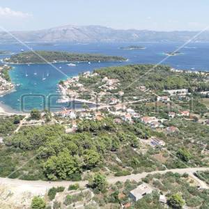 Prilika za Investiciju: 1000 m² građevinskog zemljišta nedaleko od mora u Lumbar