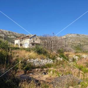 Prilika za izgradnju vlastitog doma u Orebiću,parcela 1.137 m2