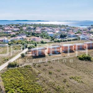 Privlaka, moderna vila s bazenom - dovršetak radova početak 2026.