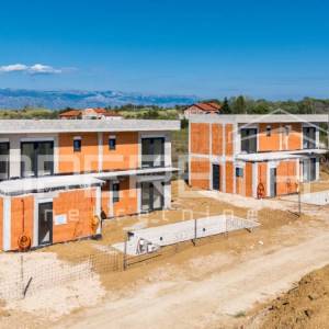 Privlaka, moderna vila s bazenom - dovršetak radova početak 2026.