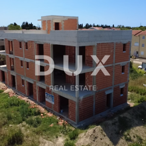 PRIVLAKA, SABUNIKE - Luksuzni penthouse S7 s pogledom na more i Velebit!