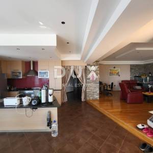 PRIVLAKA, ZADAR - EKSKLUZIVNA PRILIKA – Stan u 1. redu do mora!
