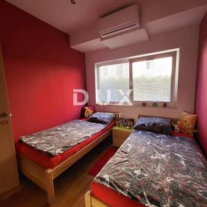 PRIVLAKA, ZADAR - EKSKLUZIVNA PRILIKA – Stan u 1. redu do mora!