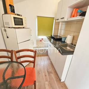 PRIZNA: 1. RED DO MORA! 