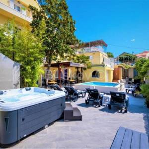 Prodaja, Cavtat, apartmanska vila sa bazenom