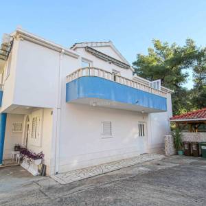 Prodaja, Čiovo, Slatine, vila sa apartmanima