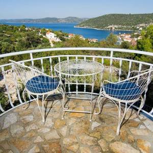 Prodaja, Drvenik Veliki, kuća sa pogledom na more