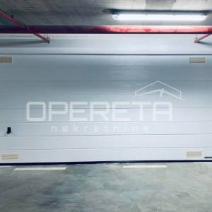 Prodaja, Garaža, Pešćenica, Lovinčićeva 1, 43m2