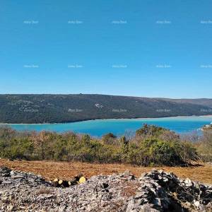 Prodaja građevinskog zemljišta sa pogledom na more, Trget