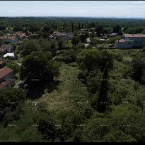 Prodaja građevinskog zemljišta sa projektom, Višnjan