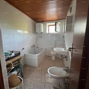 Prodaja istarske kamene kuće u centru, Šišan!