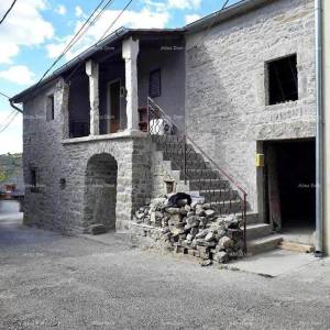 Prodaja kamene kuće u roh-bau fazi, Motovun!