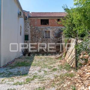 Prodaja, Kuća, Baderna, Baderna, Kuća u nizu, 210m2
