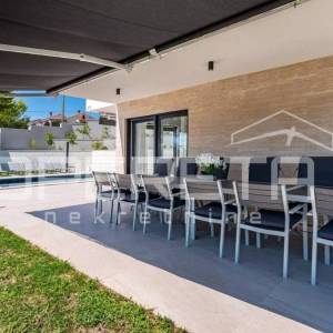 Prodaja, Kuća, Barbat na Rabu, Barbat, Dvojni objekt, 300m2