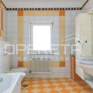 Prodaja, Kuća, Bukovac, Gornji Bukovac, Samostojeća, 300m2