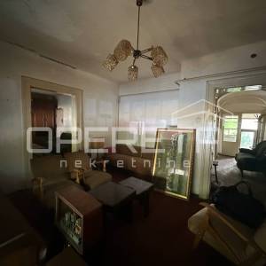 Prodaja, Kuća, Centar, Centar, Dvojni objekt, 195m2