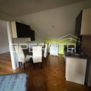 Prodaja, Kuća, Centar, Centar, Dvojni objekt, 155m2