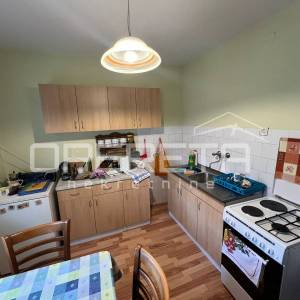 Prodaja, Kuća, Centar, Texas, Samostojeća, 150m2