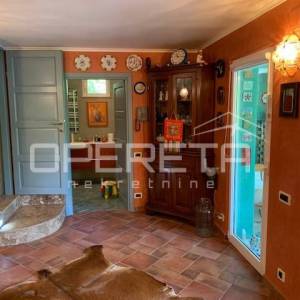 Prodaja, Kuća, Delnice, Crni Lug, Samostojeća, 300m2