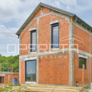 Prodaja, Kuća, Desinić, Ivanić Desinički , Samostojeća, 105m2