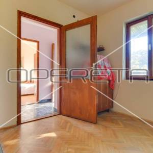 Prodaja, Kuća, Desinić, Stjepana Radića, Samostojeća, 100m2