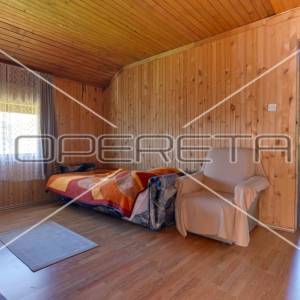 Prodaja, Kuća, Desinić, Stjepana Radića, Samostojeća, 1m2