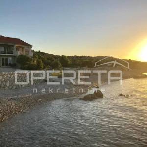 Prodaja, Kuća, Dobropoljana, Dobropoljana, Dvojni objekt, 137m2
