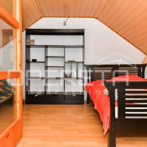 Prodaja, Kuća, Donji Stupnik, Božići, Dvojni objekt, 328m2
