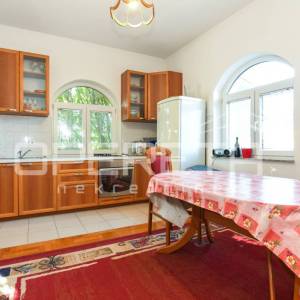 Prodaja, Kuća, Gajnice, Zelena magistrala, Samostojeća, 340m2