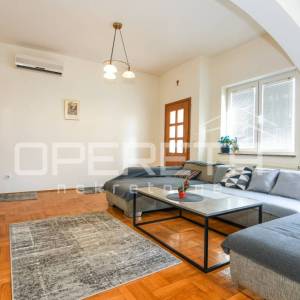 Prodaja, Kuća, Gajnice, Zelena magistrala, Samostojeća, 340m2