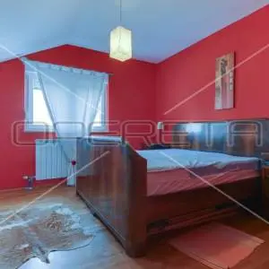 Prodaja, Kuća, Gornji Stenjevec, Dubravica , Dvojni objekt, 295m2