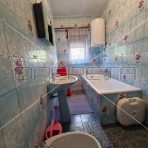 Prodaja, Kuća, Gračani, Gjurkov put, Samostojeća, 220m2