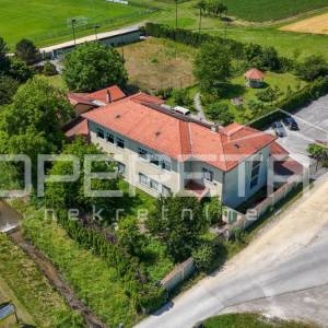 Prodaja, Kuća, Jastrebarsko, Bana Jelačića, Samostojeća, 900m2