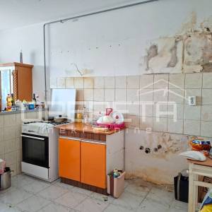 Prodaja, Kuća, Kašina, Odvojak Veliki Brijeg , Samostojeća, 200m2