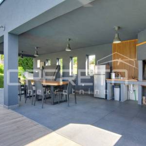 Prodaja, Kuća, Kloštar Ivanić, Kloštar Ivanić, Samostojeća, 500m2