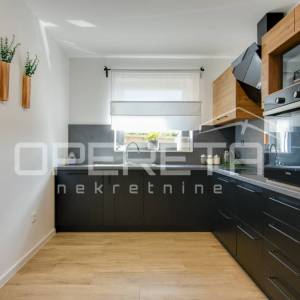 Prodaja, Kuća, Kloštar Ivanić, Kloštar Ivanić, Samostojeća, 500m2