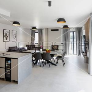 Prodaja, Kuća, Mandre, Stjepana Radića, Dvojni objekt, 230m2