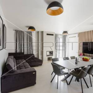 Prodaja, Kuća, Mandre, Stjepana Radića, Dvojni objekt, 230m2