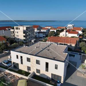Prodaja, Kuća, Mandre, Stjepana Radića, Dvojni objekt, 230m2
