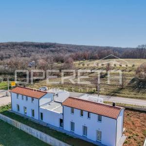 Prodaja, Kuća, Momjan, Momjan, Dvojni objekt, 231m2