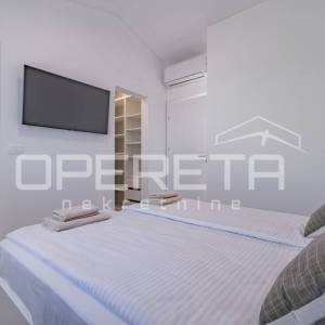 Prodaja, Kuća, Momjan, Momjan, Dvojni objekt, 231m2