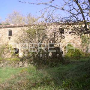 Prodaja, Kuća, Motovun, Livade, Samostojeća, 200m2