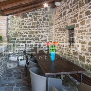 Prodaja, Kuća, Motovun, Motovun, Samostojeća, 220m2
